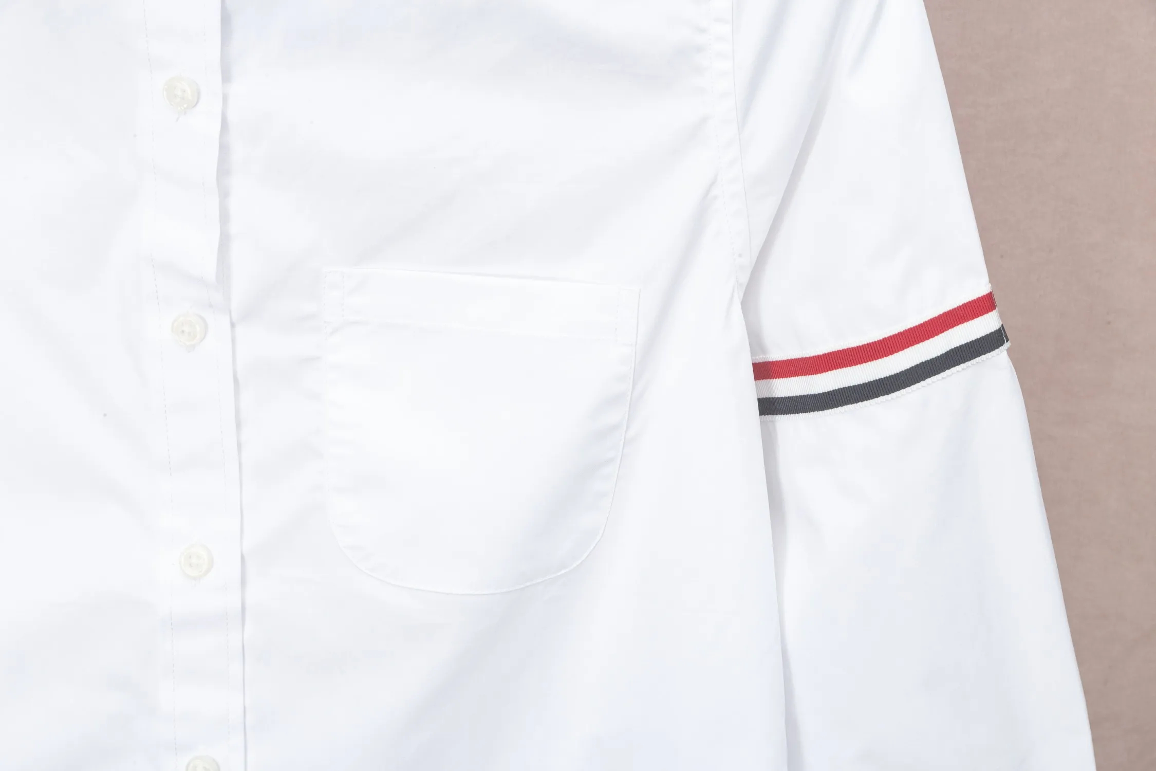 （TB ） THOM BROWNE · TBNew Arrival Authentic Authentic Factory Authentic TB + + ：White Light Blue Size：0/1/2/3